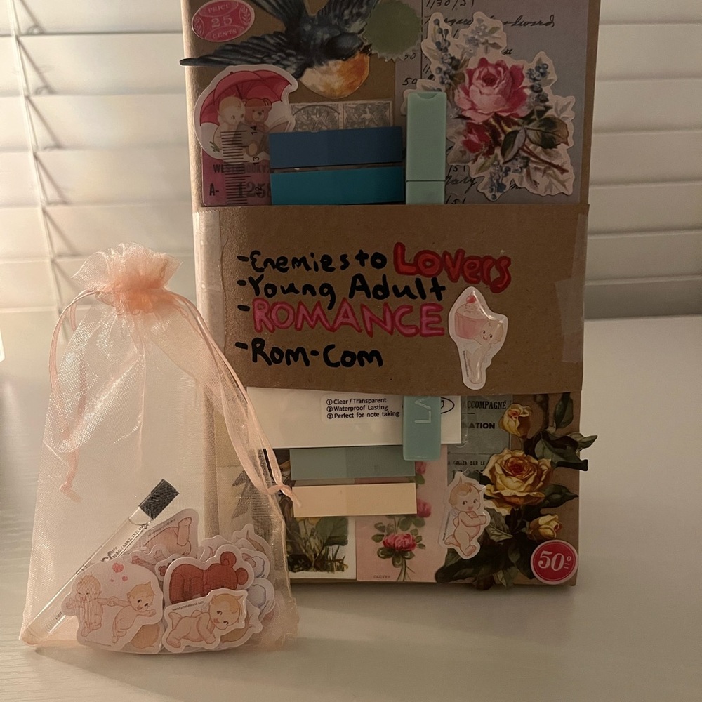 Blind Date with a Book romance set - Picture 2 of 6